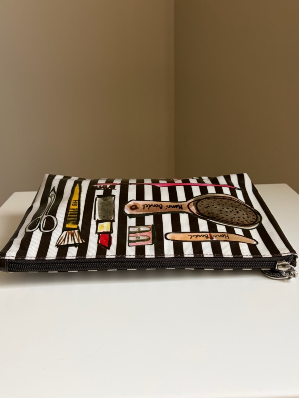 Henri Bendel Cosmetic Bag - Picture 3 of 11